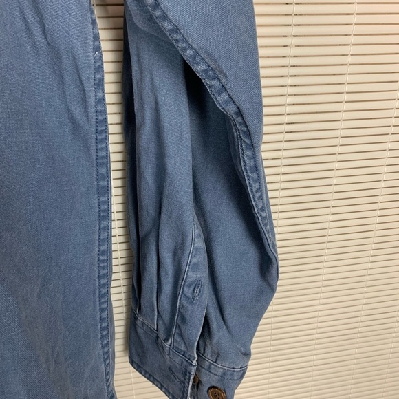 Clear Water Outfitters blue chambray button up men’s shirt size Large - Picture 8 of 10